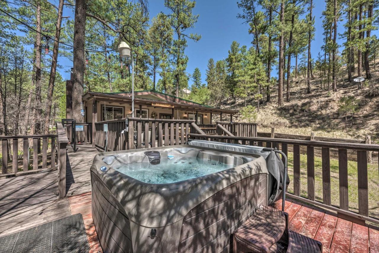 Tranquil Cabin With Stream And Deck Near Dtwn Ruidoso! Exterior foto